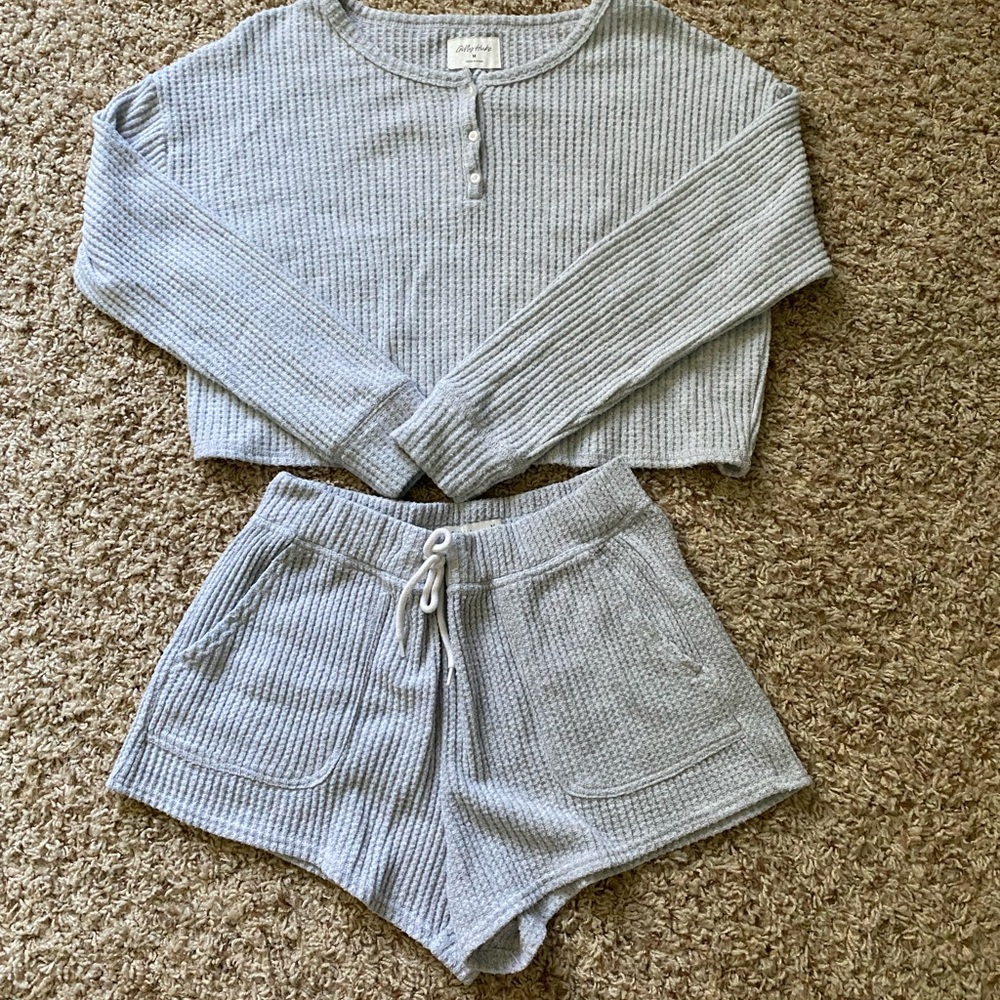 Gillyhicks by Hollister loungewear, that can be sold as one or separately!